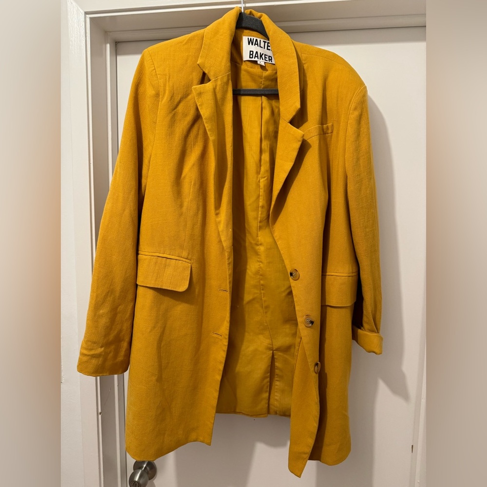 Women’s large yellow Walter baker blazer